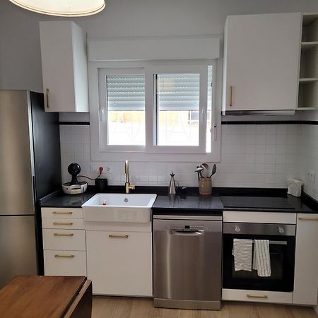 Apartamento Con Wifi, Patio Y Garaje Privado Alcala de Guadaira Exterior photo