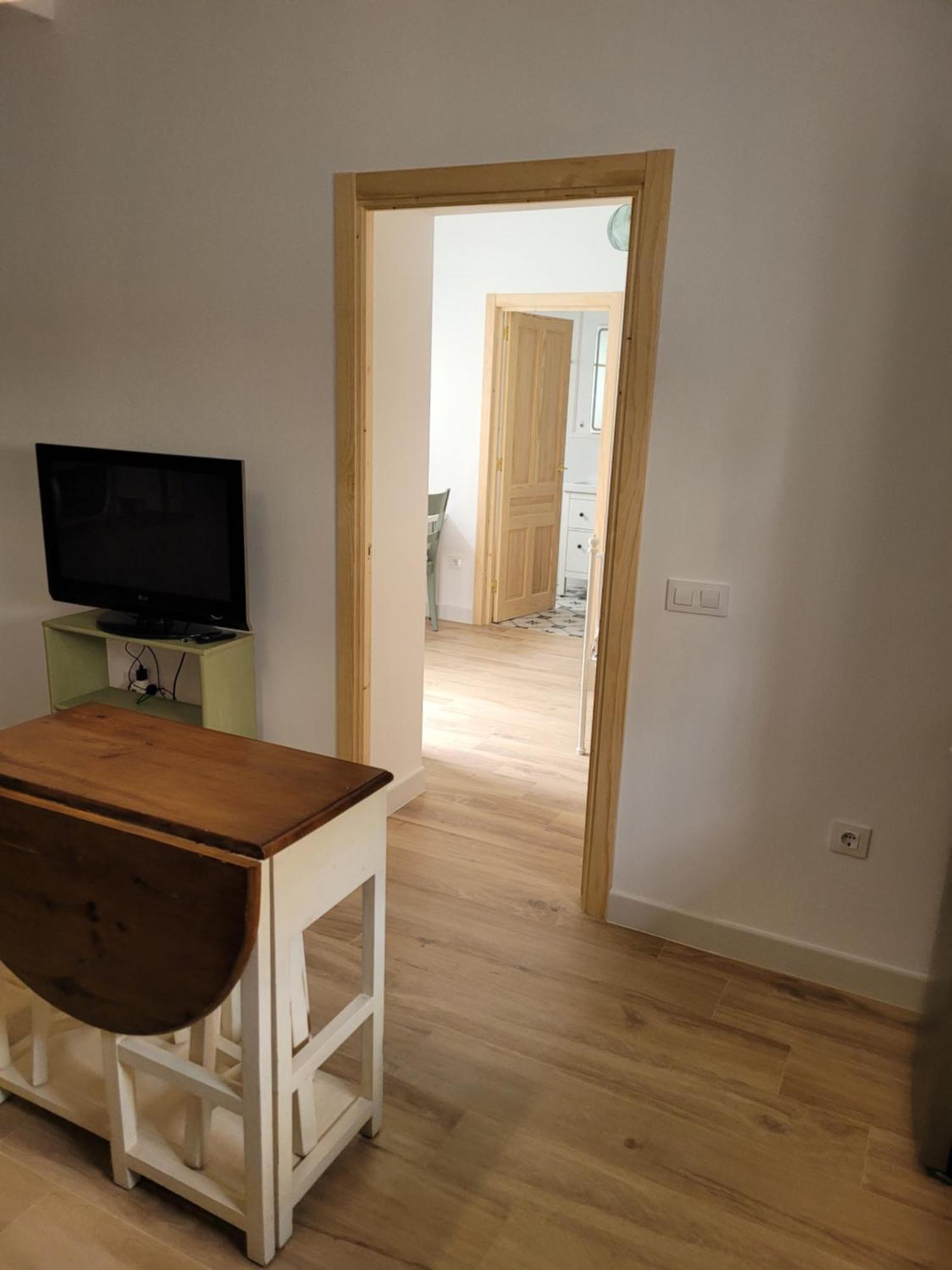 Apartamento Con Wifi, Patio Y Garaje Privado Alcala de Guadaira Exterior photo