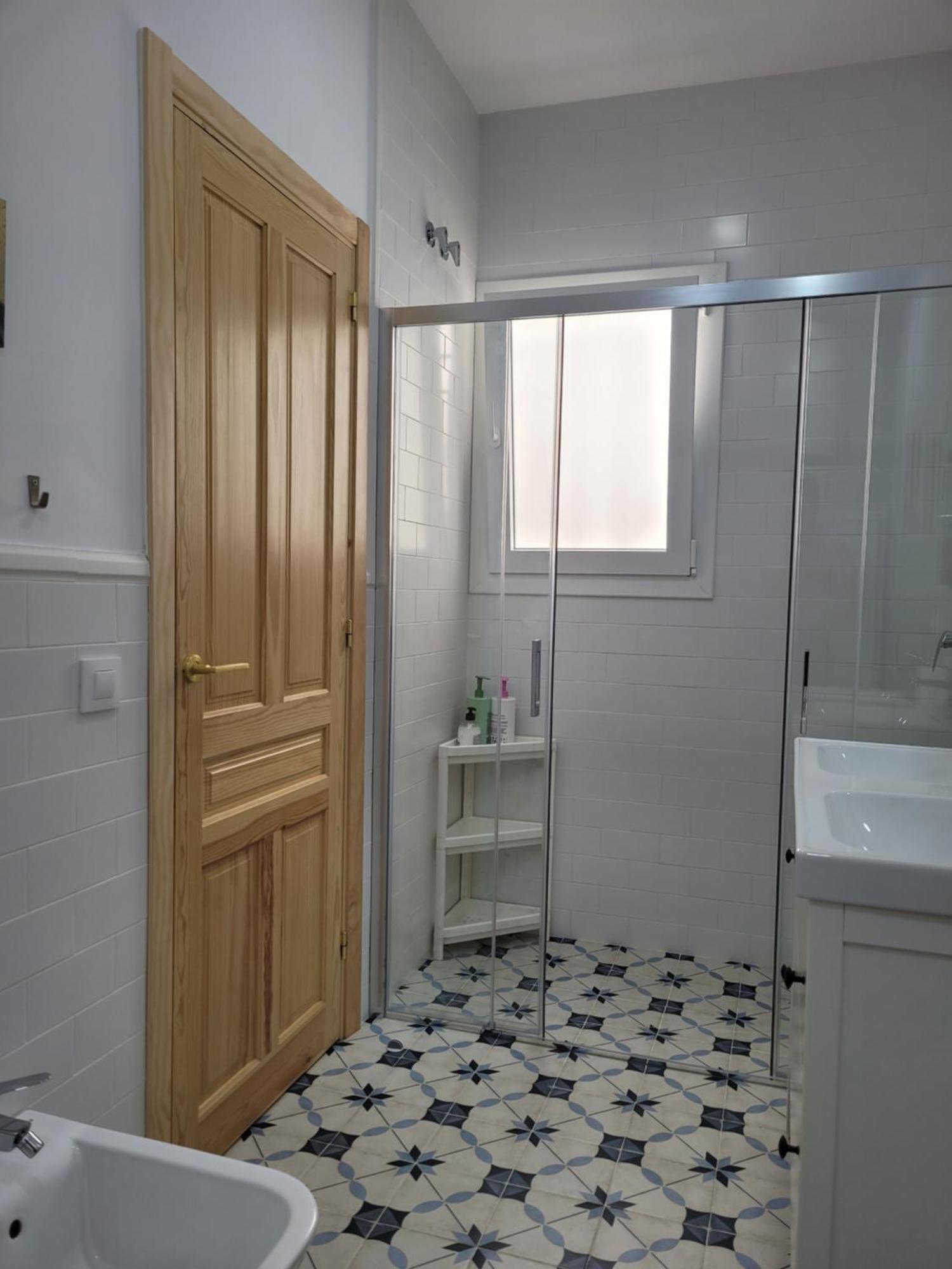 Apartamento Con Wifi, Patio Y Garaje Privado Alcala de Guadaira Exterior photo
